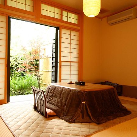 تاكاياما Ryokan Kutsuroginoya Yuu المظهر الخارجي الصورة