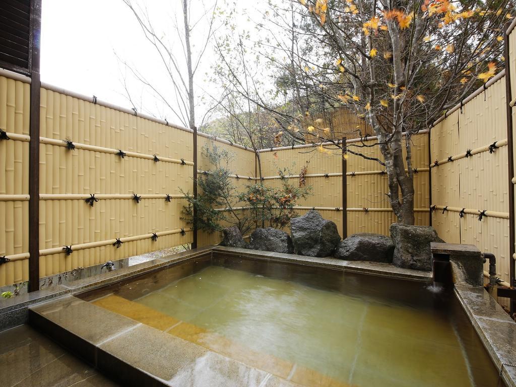 تاكاياما Ryokan Kutsuroginoya Yuu المظهر الخارجي الصورة